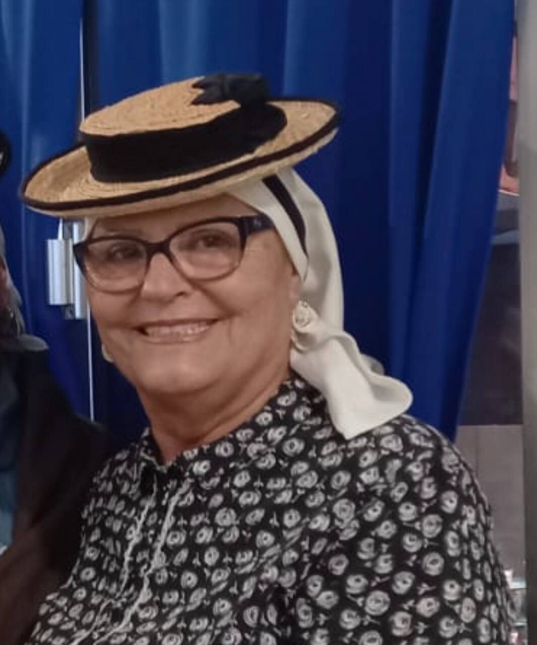 Hoy es el cumple de nuestra compañera Ángeles

Muchas Felicidades y que pases un gran día! 🎂🎶🙂

#tradición #folclore #guarache #compañeros #amistad #unidosporelfolclore